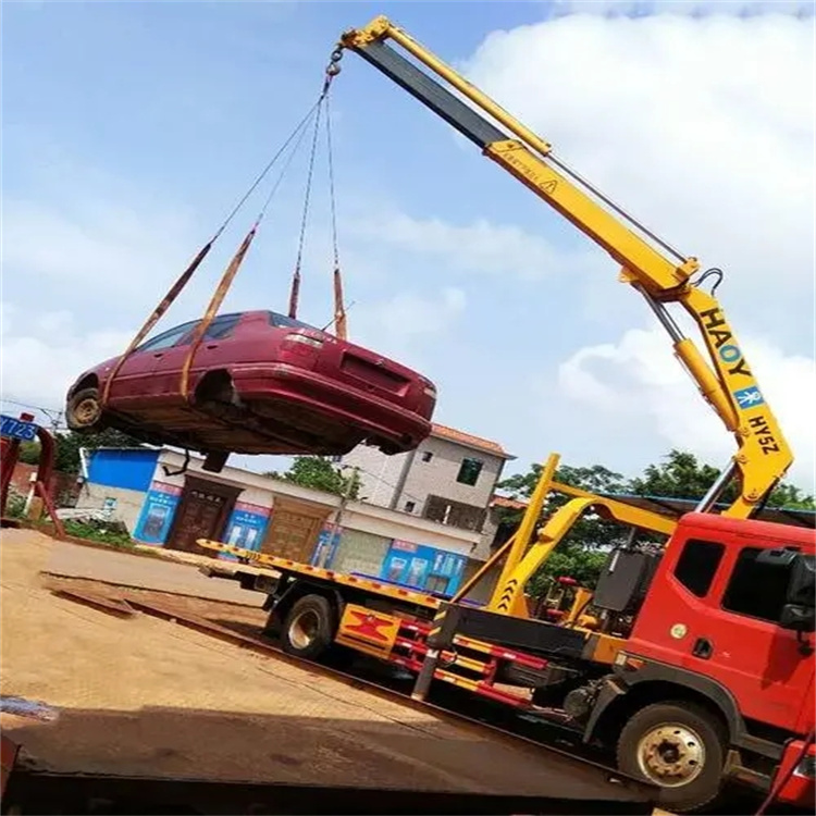 什邡吊车救援小汽车怎么吊